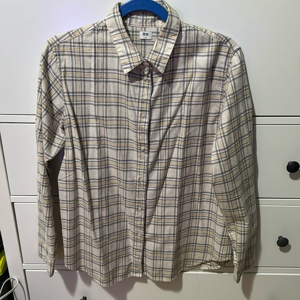 Uniqlo Women's Button Down Shirt